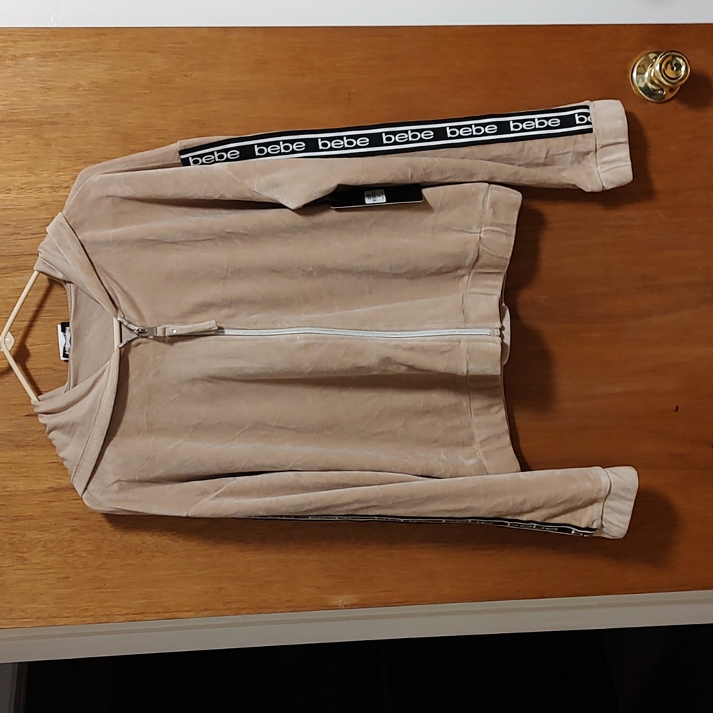 Ladies Vintage Bebe Velour Tan Hoodie Jacket Size XL Make An Offer